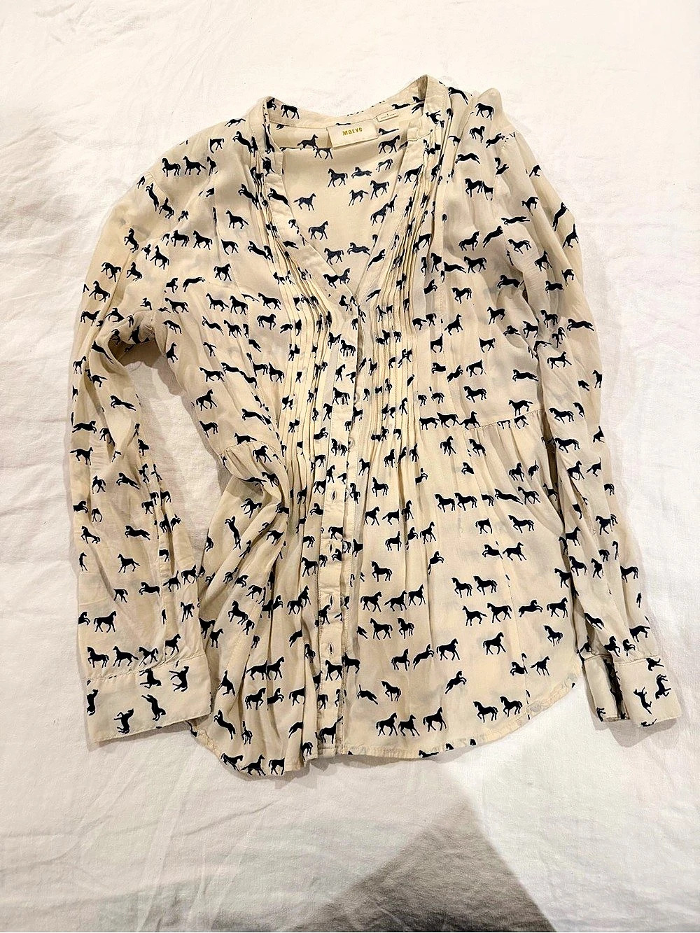 Maeve Bagatelle Button Down horse Print Blouse in Cream & Blue Anthro